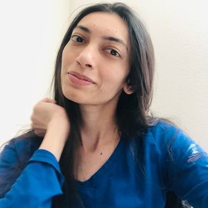 Meet your Posher, Hina